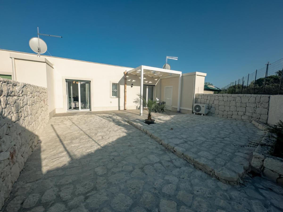 Dimora Mediterranea Augusta Exteriér fotografie